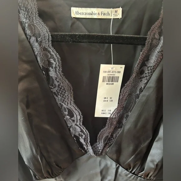 NWT Black Silky Abercrombie Midi Dress - Picture 3 of 4